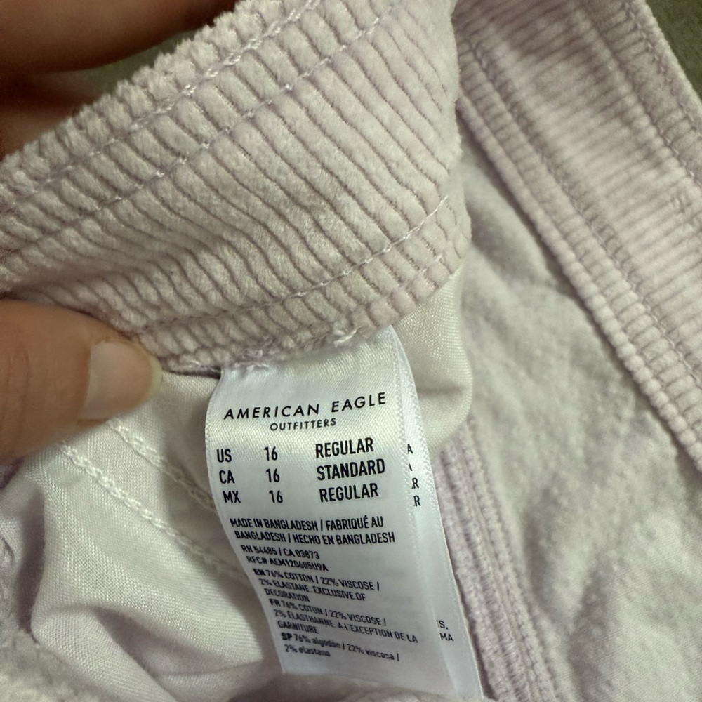 American Eagle Outfitters Light Pink Wide-Leg Cargo Pants - Picture 3 of 5